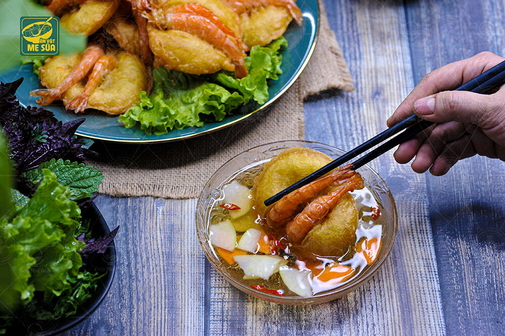 Photograph the vibrant heritage of Hanoi’s food scene
